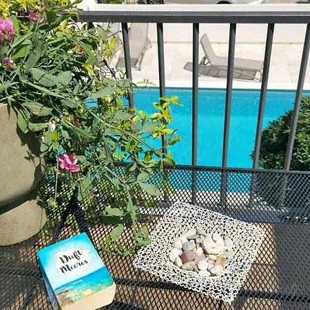 Mit Gemeinschaftlichem Pool Apartment